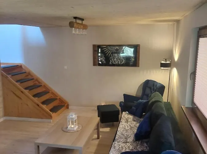 Aleksander Z Basenem, Bania Ruska I Sauna